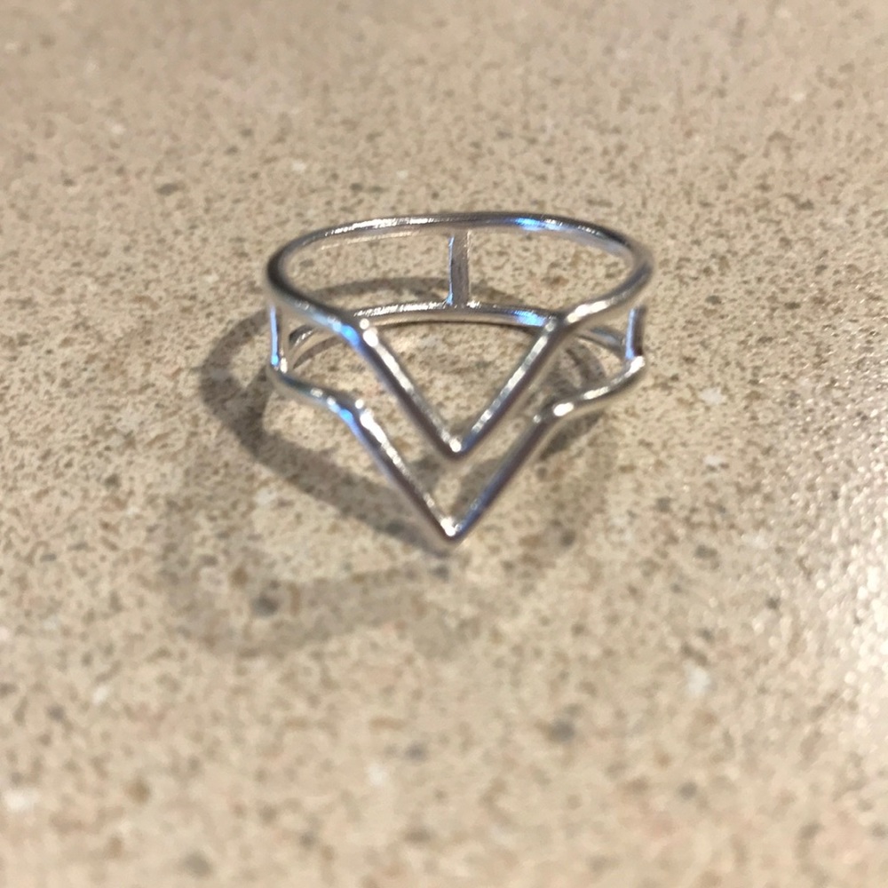 Silver Double Arrow Ring